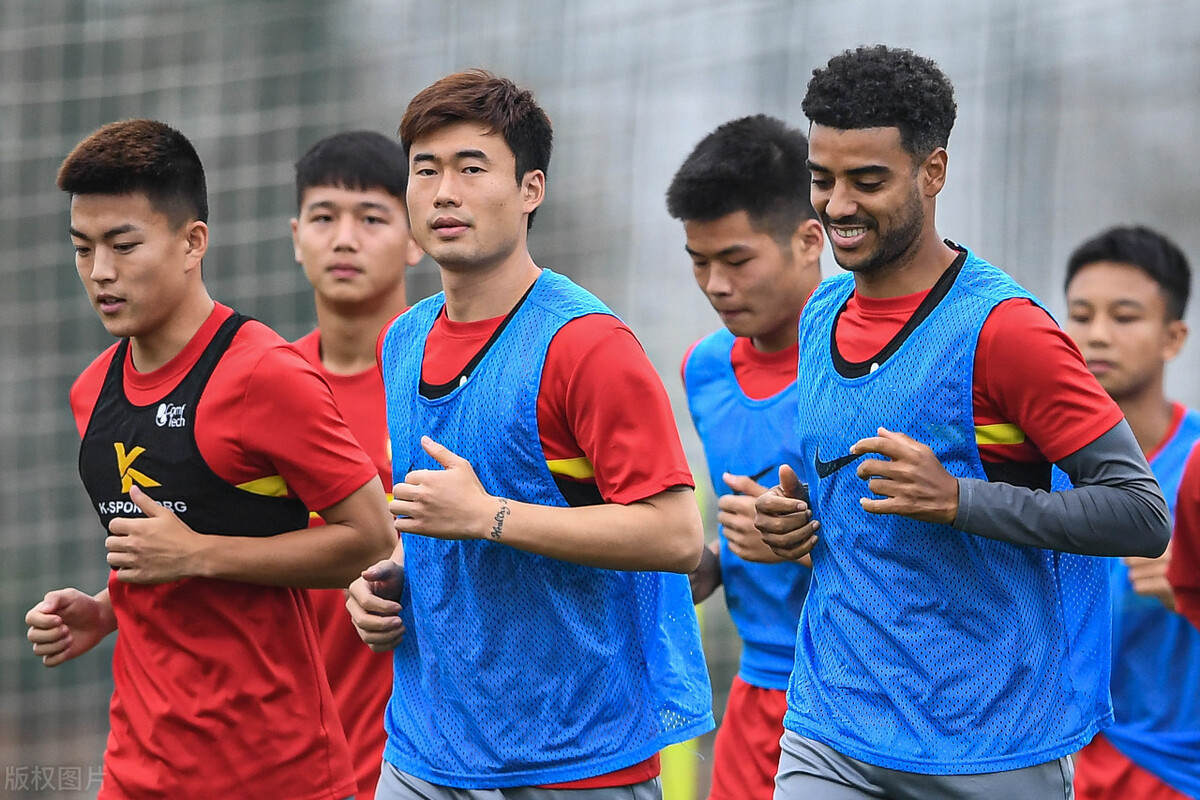 开云官网关于穆古鲁扎在热火比赛中表现优异，险胜引发热议！引发球迷热议的信息