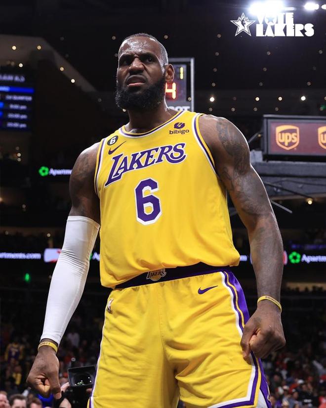 开云app包含詹姆斯赛事官方发布惊险取胜新规，老鹰争议不断！的词条